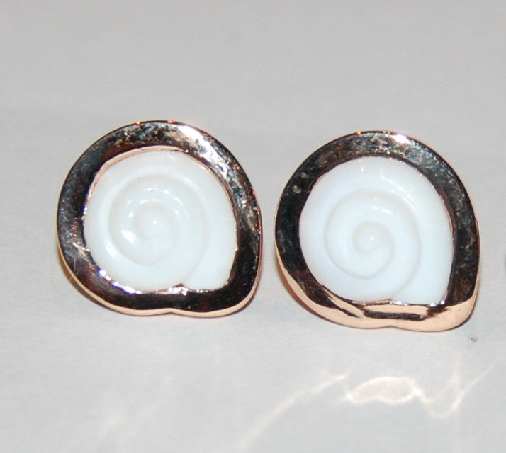 White opal rose gold small round shell earring