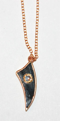 Petit tiger eye fin with polki diamond necklace