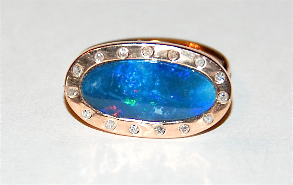 Opal with flush setting ring